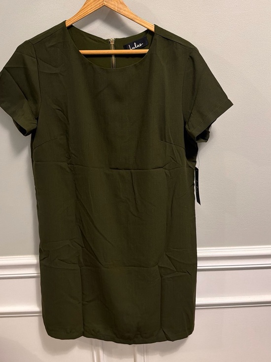 Lulus Dresses & Skirts - Top Subcategory Identification